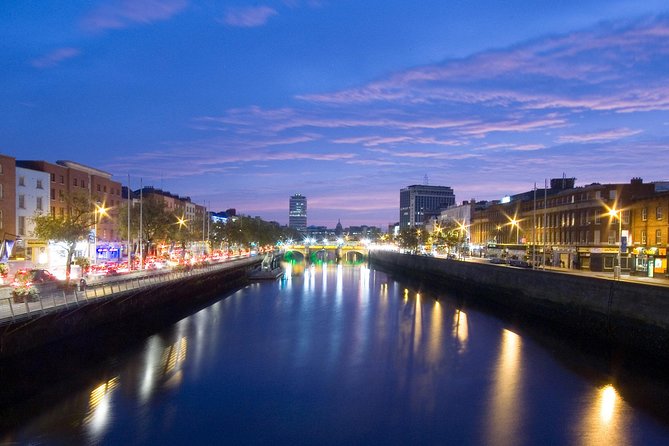 90 Minute Dublin Walking tour and Sightseeing tips - Meeting the guide at Aston Quay