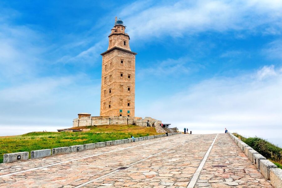 A Coruña: Historic Walking Tour Old Town and Highlights - Who will enjoy this A Coruña tour most?