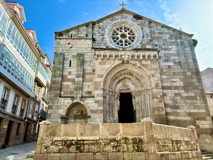 A Coruña: Historic Walking Tour Old Town and Highlights - Practical details before you book