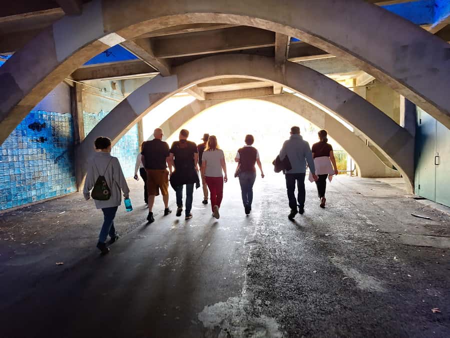 Adelaide: Guided Ultimate Walking Tour with Drink and Snack - Adelaide’s stranger story begins on Pirie Street