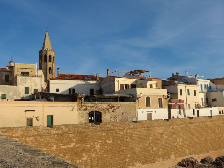 Alghero: Historic Center Walking Tour with A Local Guide - Why This Alghero Walk Works So Well as a First Introduction