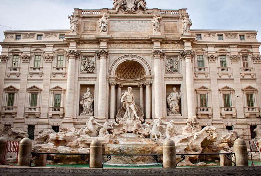 Alternative Walking Tour of Rome's City Center & Hidden Gems - Piazza Venezia and the politics of public space
