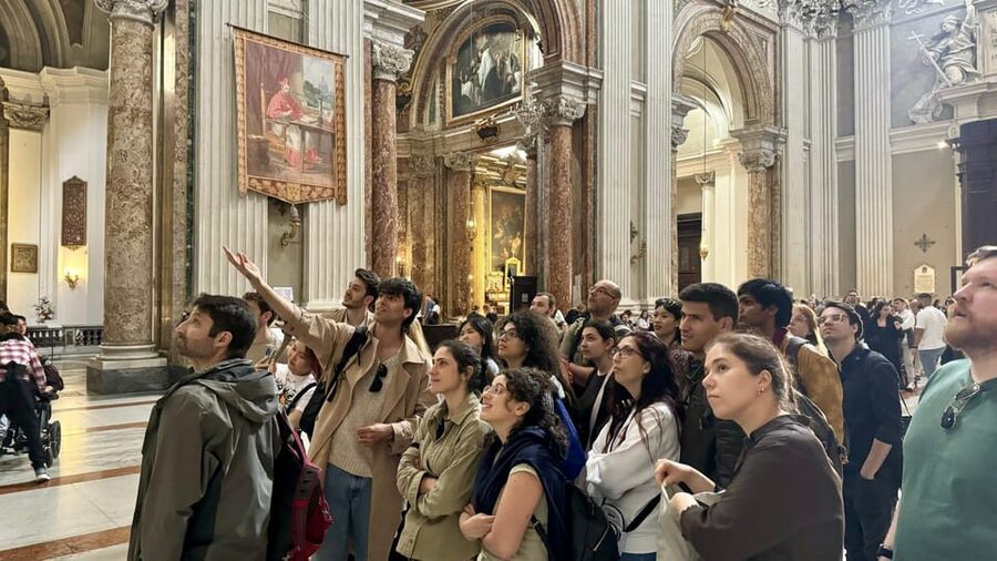 Alternative Walking Tour of Rome's City Center & Hidden Gems - Starting beside Trajan’s Column