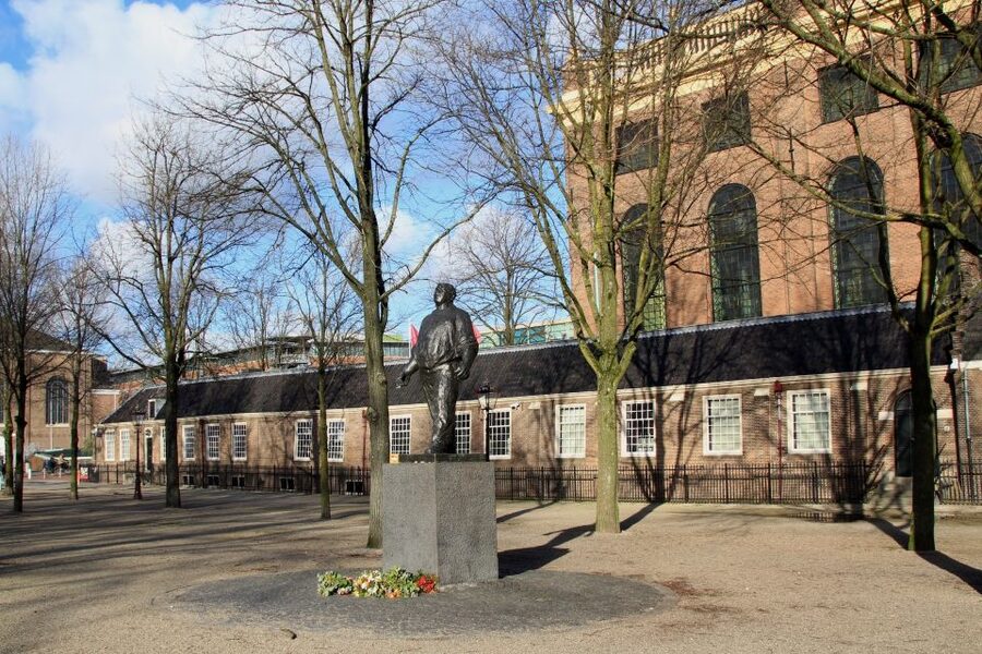 Amsterdam: Anne Frank Walking Tour - Anne Frank’s story without Anne Frank House admission