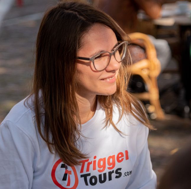 Amsterdam: Highlights & History Walking Tour - How the Guides Shape the Experience