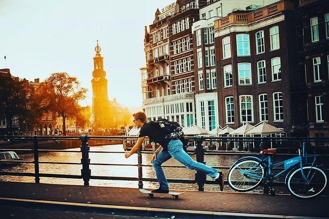 Amsterdam Highlights Walking Tour: Small Group Experience - Why a walking tour works so well in Amsterdam