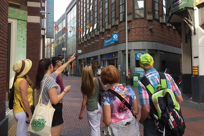 Amsterdam Highlights Walking Tour: Small Group Experience - Starting near Dam Square and the city center