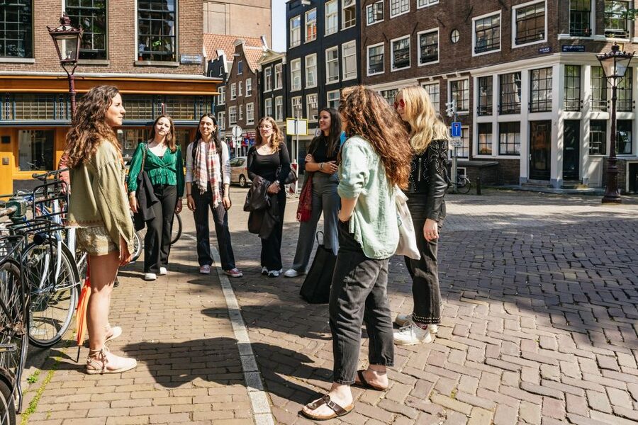 Amsterdam: Walking Tour, Jewish Museum & Synagogue Tickets - Ending near the Anne Frank House