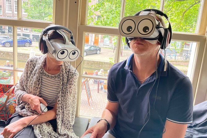 Anne Frank's Last Walk & See Anne Frank House in Virtual Reality - Anne Frank’s statue is a quiet pause