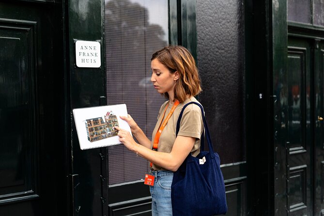 Anne Frank's Story - Guided Walking Tour through Amsterdam - What the guides add to the experience