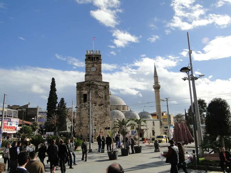 Antalya: Old Town Walking Tour with Dessert Tasting - Hadrian’s Gate and the ancient city walls