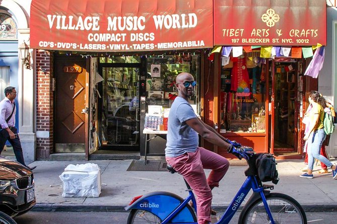 Artistic, Alternative Greenwich Village Walking Tour - How much walking is involved?