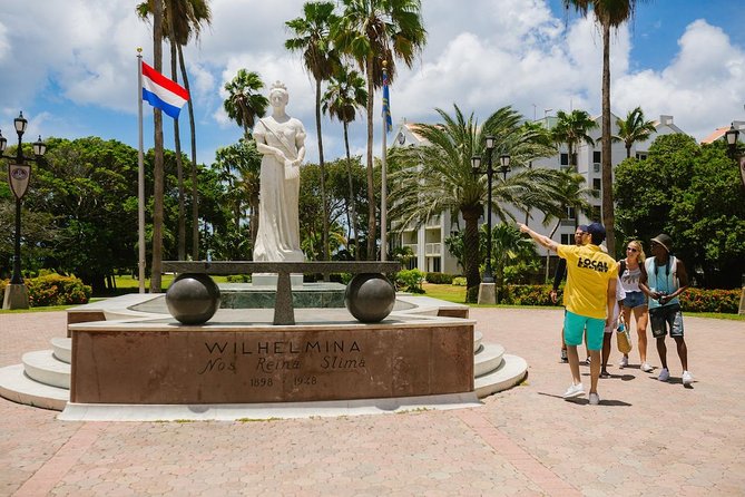 Aruba Downtown Historic and Cultural Walking Tour - Wilhelmina Park and the island’s public symbols