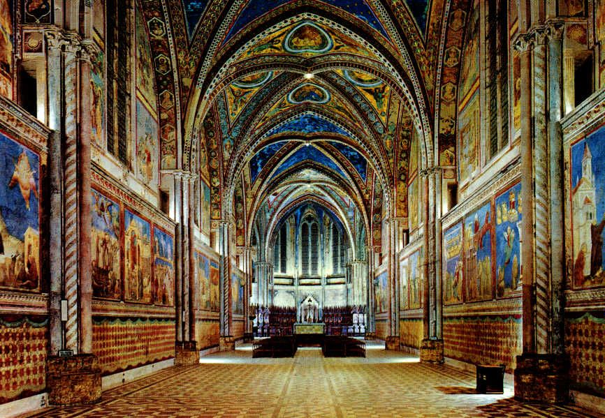Assisi: Private Walking Tour with St. Francis Basilica - Piazza del Comune and the ancient Temple of Minerva