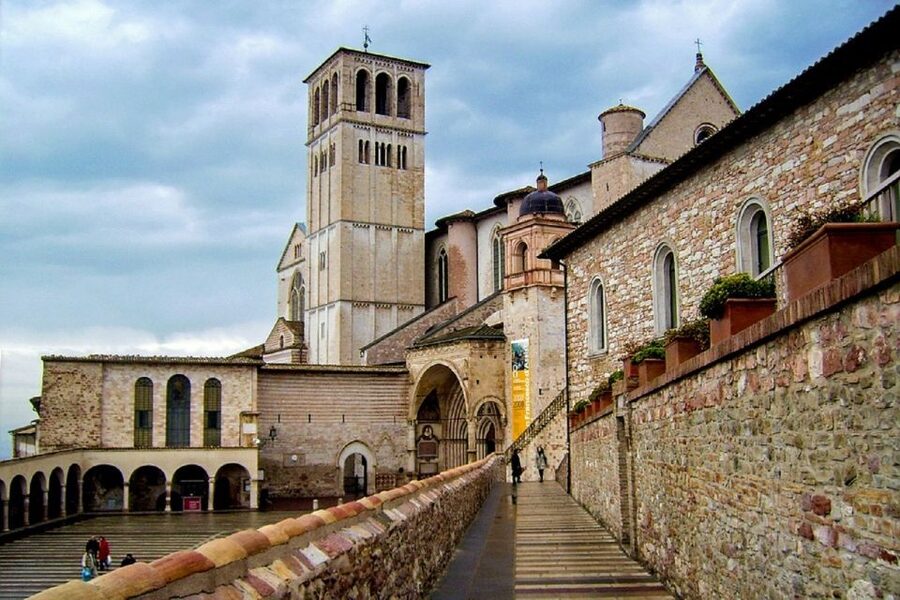 Assisi: Private Walking Tour with St. Francis Basilica - Should you book this tour?