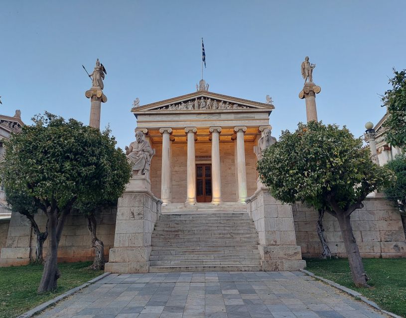 Athens: City Highlights Nighttime Walking Tour in Spanish - How much walking and time should you expect?