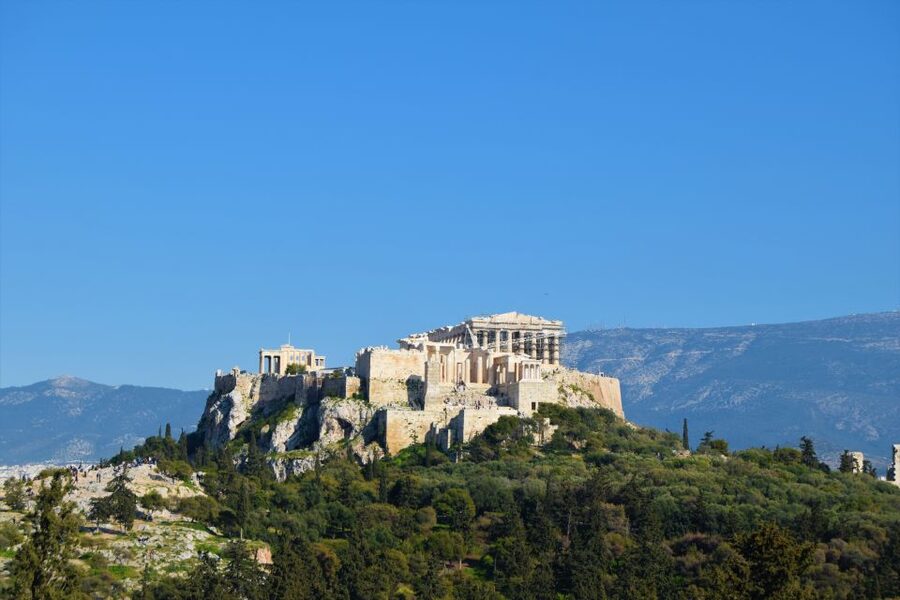 Athens: The Acropolis Guided Walking Tour in Dutch - Why the Dutch guide matters