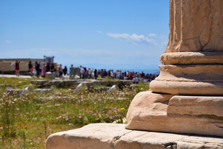 Athens: The Acropolis Guided Walking Tour in German - The Parthenon, explained rather than rushed