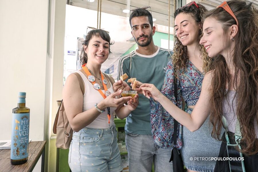 Athens: the Original Greek Food Guided Walking Tour - What the guide adds to the food