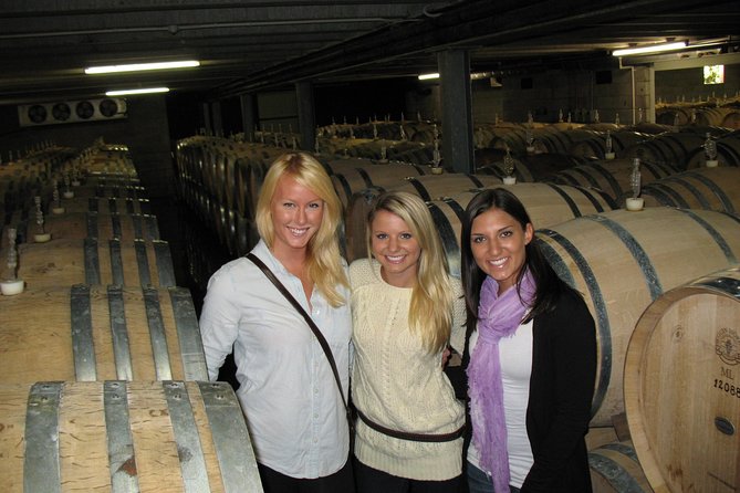 Auckland: Flavours of our City Food Walk - Seafood, wine, cheese, and dumplings on the route