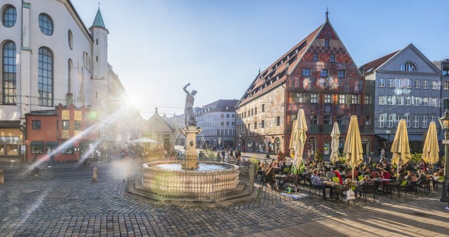 Augsburg's Water Management System - City Walking Tour - The Lech quarter and its small canals