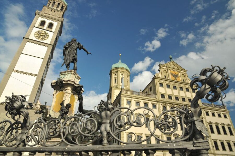 Augsburg's Water Management System - City Walking Tour - Starting among Augsburg’s Old Town fountains
