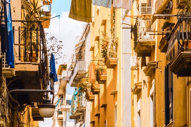 Authentic Naples Food Tour with 8+ Tastings of Pizza, Wine & More - What you actually eat and drink