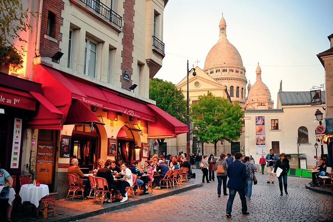Authentic Parisian Gourmet Food Tour with 10 Local Dishes & Wines - The guides are part of the product