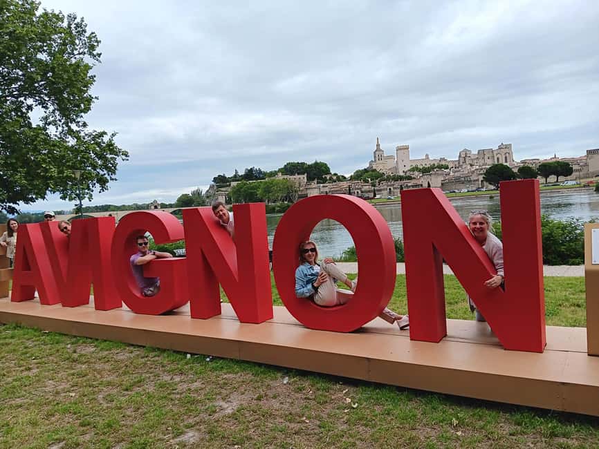 Avignon: City Walking Tour with Popes Palace Entry - Practical details that affect your day