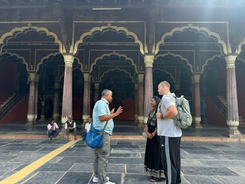 Bangalore: Palace, Temples, Fort & Markets Walking Tour - Who will get the most from this experience