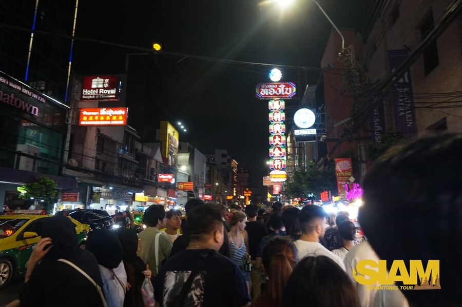Bangkok Authentic Tasting Thai-Chinatown Walking Food Tour - Michelin Guide stops without the fine-dining price