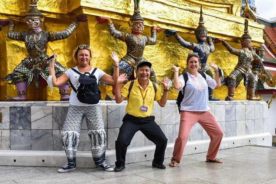 Bangkok: City Highlights and Landmarks Private Walking Tour - Starting with the Grand Palace