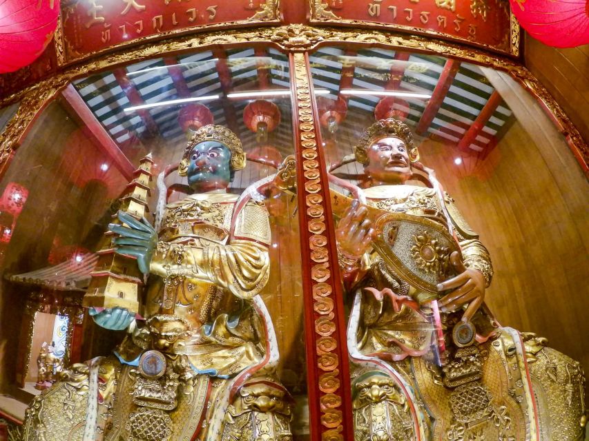 Bangkok: Discover a Taste of Chinatown – 2 Hr Walking Tour - Guay Jub Ouan Pochana and the noodle stop