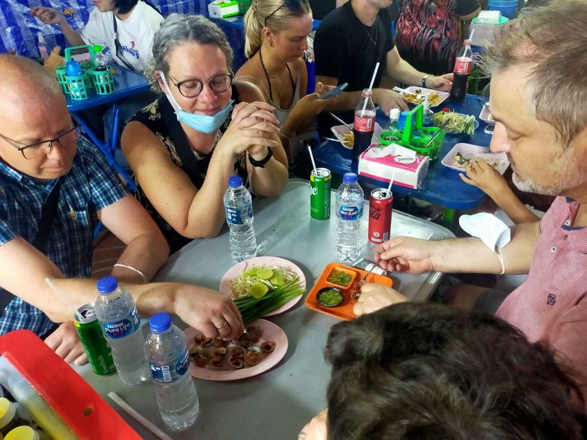 Bangkok: Discover a Taste of Chinatown – 2 Hr Walking Tour - What the small-group format changes