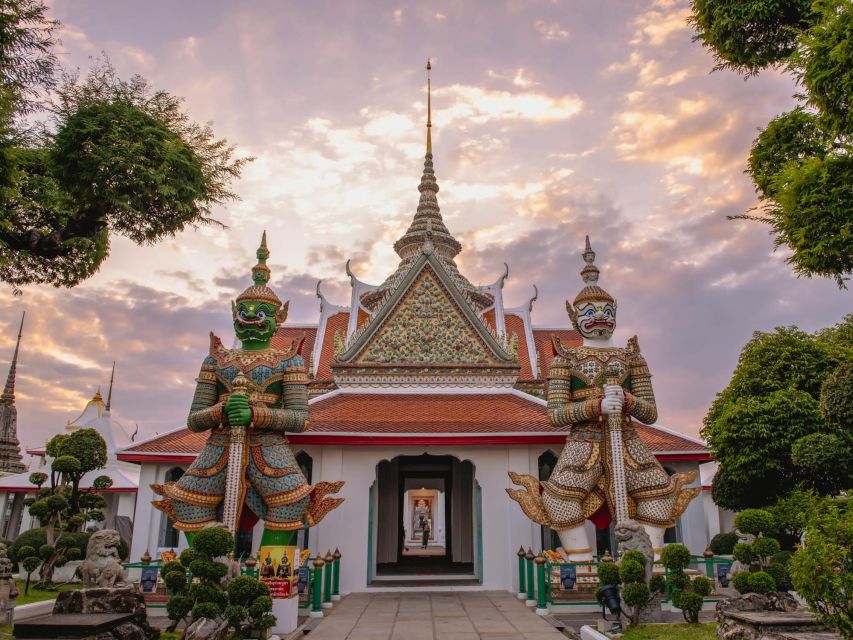 Bangkok: Grand Palace and Wat Arun Guided Walking Tour - Entering the Grand Palace complex