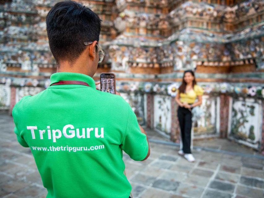 Bangkok: Grand Palace and Wat Arun Guided Walking Tour - Wat Arun’s porcelain-covered prang