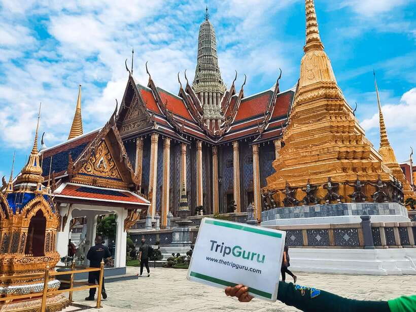 Bangkok: Grand Palace and Wat Phra Kaew Guided Walking Tour - Who will enjoy this tour most
