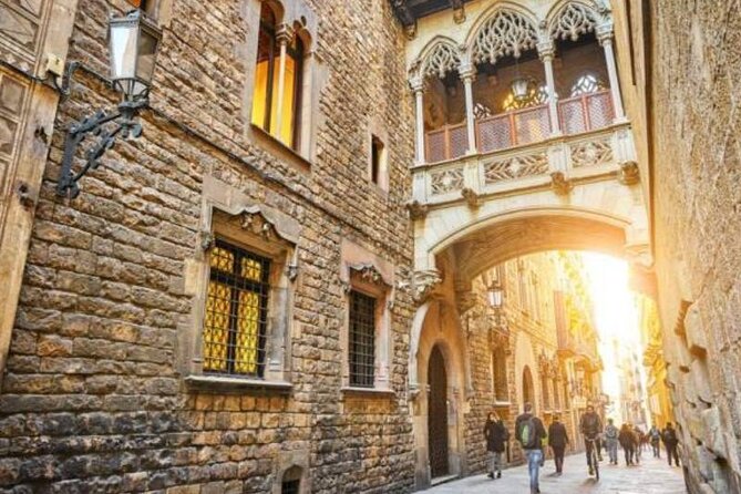 Barcelona 1.5h Private Old Town, Gothic & Ramblas Walking Tour - The metro connection makes the route practical