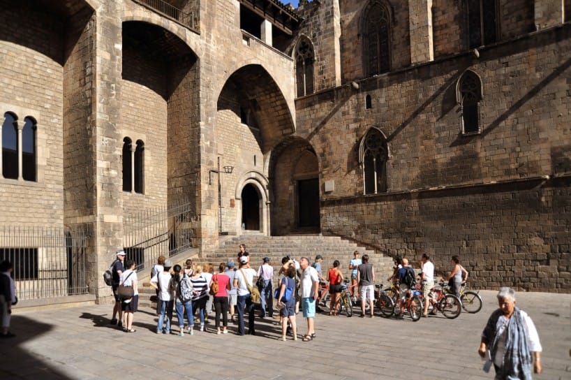 Barcelona 2-Hour Gothic Walking Tour - Why this Gothic Quarter tour works