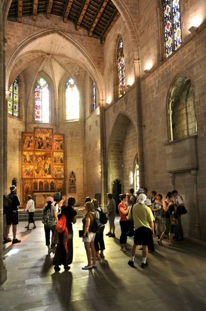 Barcelona 2-Hour Gothic Walking Tour - Roman columns and the oldest Barcelona