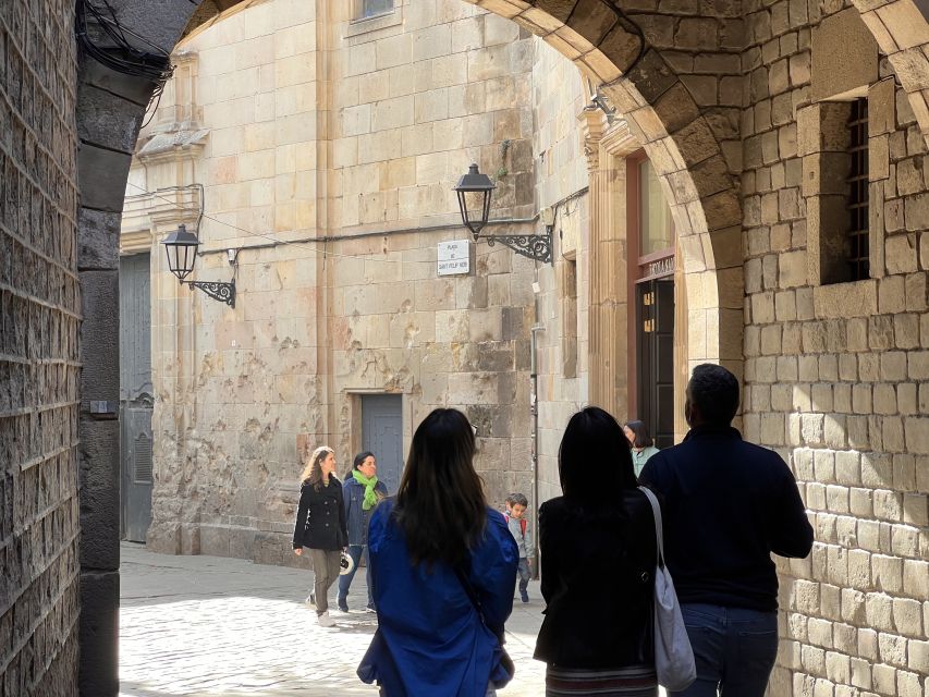 Barcelona: Barri Gotic Small Group Walking Tour - Practical Details Before You Book