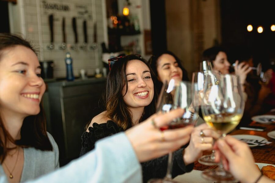 Barcelona: El Born Food Walking Tour with Tapas and Drinks - Who should book this Barcelona food walk?