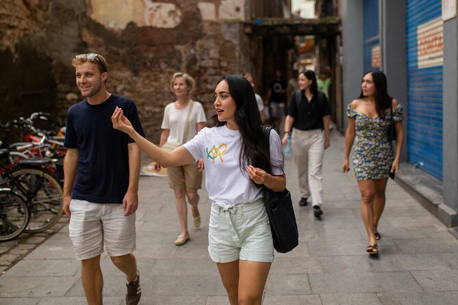 Barcelona Gems, 10+ Sights Immersive Walking Tour - Pont del Bisbe and a bridge with a dark legend