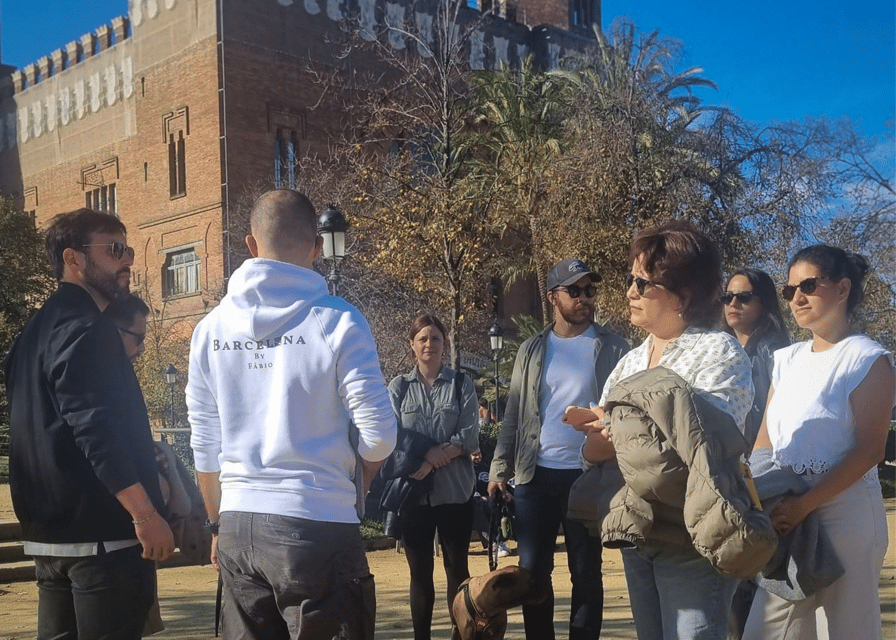 Barcelona: Old Town Private Walking Tour of Past and Present - Roman ruins beneath the Gothic Quarter