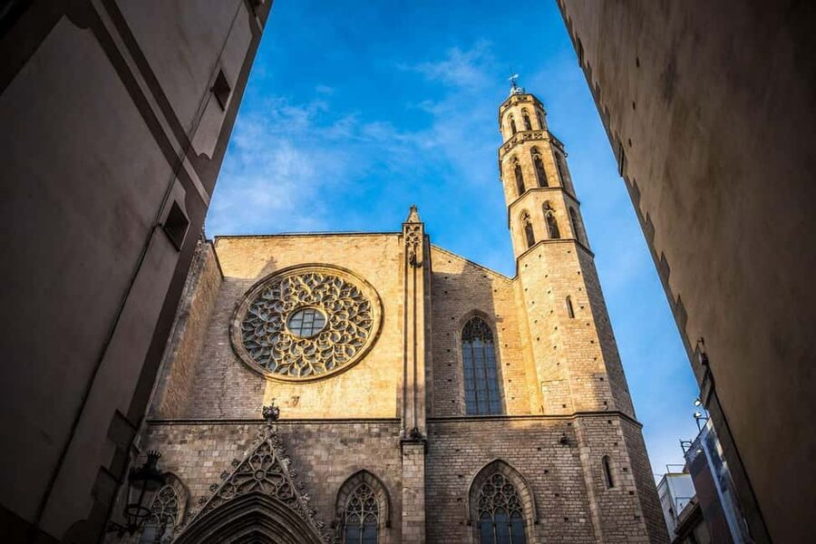 Barcelona: Picasso Museum Entry, Digital Guide & Born Walk - What the $39 price really covers