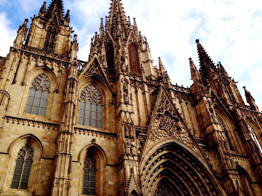 Barcelona: Private Walking Tour with a Local - Choosing the right length: two, three, or six hours
