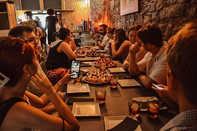 Barcelona Tapas Walking Tour: Food, Wine & History - Who should book this food walk?