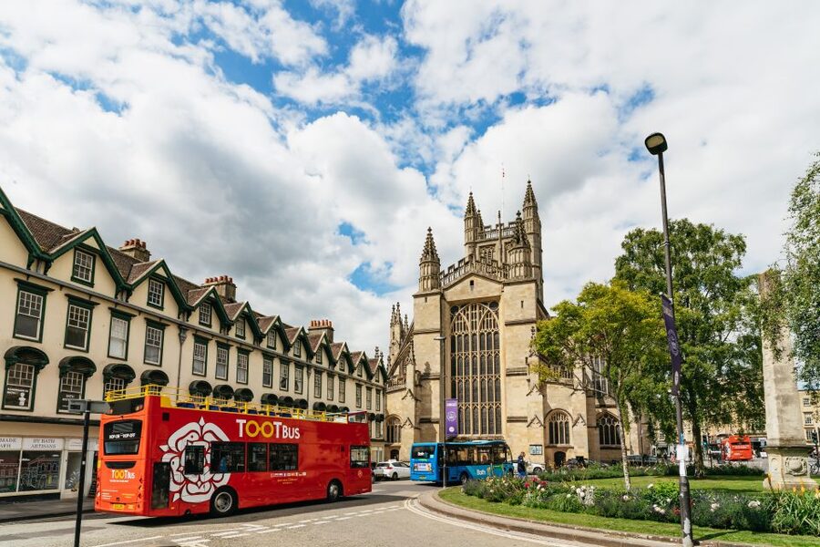 Bath: City Walking Tour with Optional Roman Baths Entry - The guides make the difference
