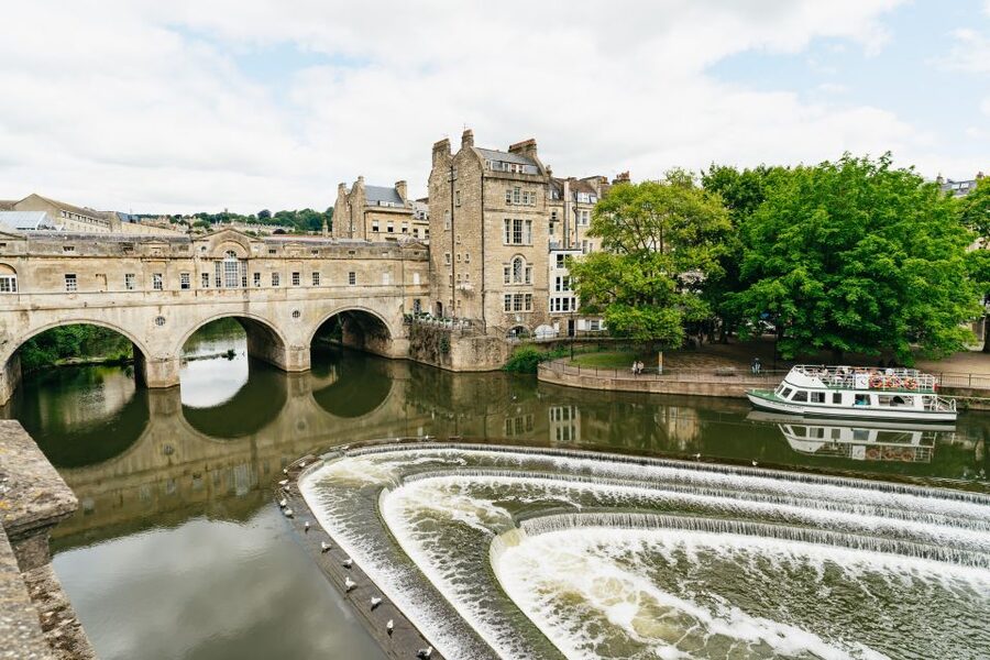 Bath: City Walking Tour with Optional Roman Baths Entry - Timing, group size, and practical value