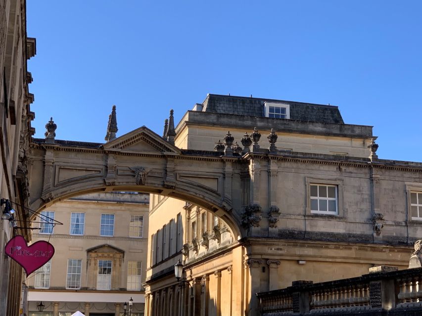 Bath: Walking Tour with Qualified Blue Badge Tourist Guide - Key points at a glance